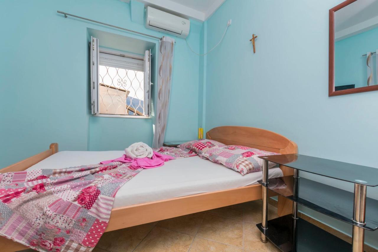 Apartments Mir I Dobro Kotor Bagian luar foto