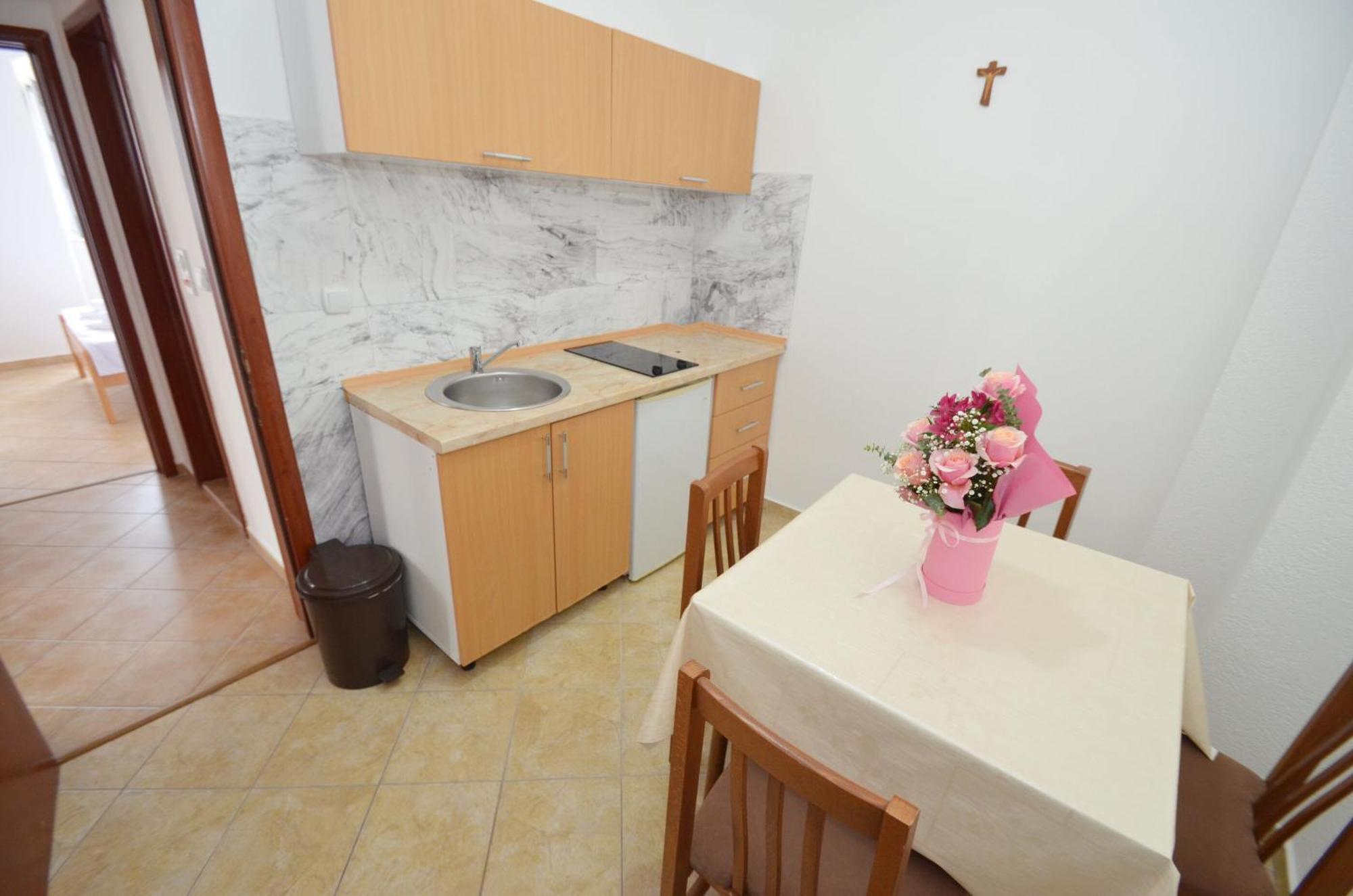 Apartments Mir I Dobro Kotor Bagian luar foto